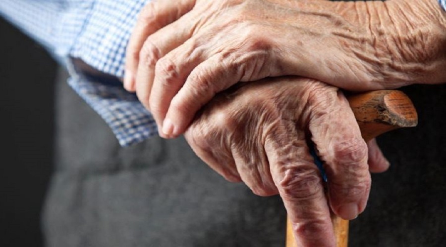 بیشترین سالمندان در چه گروه سنی قرار دارند؟