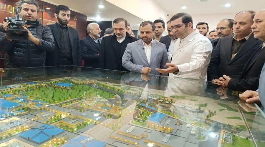 خط تولید سِرُم در تبریز با حضور وزیر اقتصاد افتتاح شد