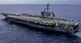 فاکس نیوز: ناو هواپیمابر آبراهام لینکلن وارد حوزه فرماندهی مرکزی آمریکا در اقیانوس هند شد