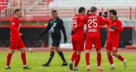 تک‌گل طلایی، صدر را قرمز کرد / تراکتور ۱ – سپاهان ۰