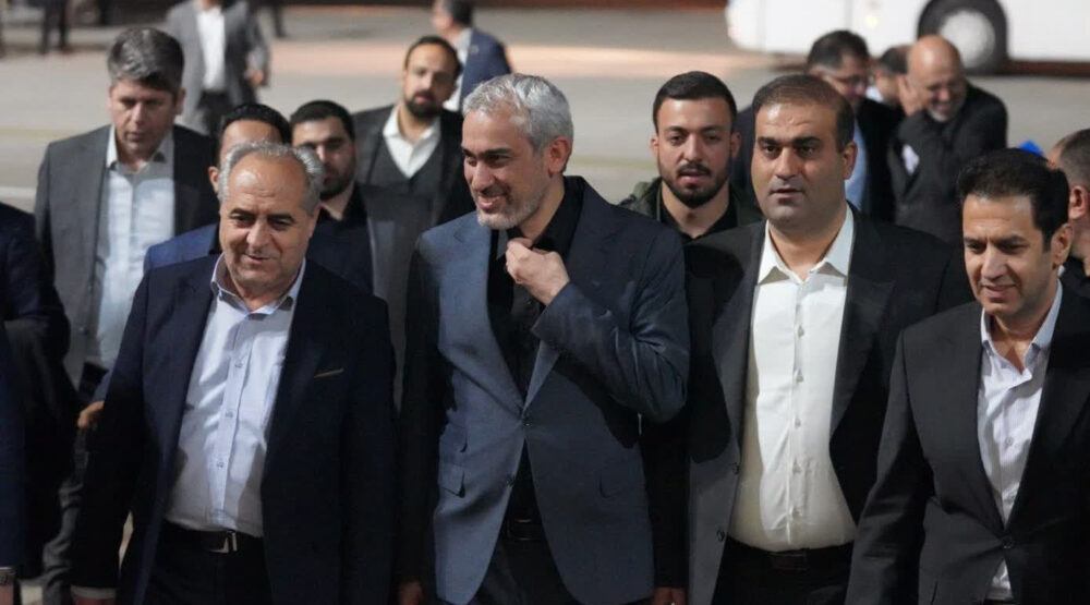 سفر به منطقه آزاد ارس برای افتتاح پروژه‌های بزرگ عمرانی و صنعتی