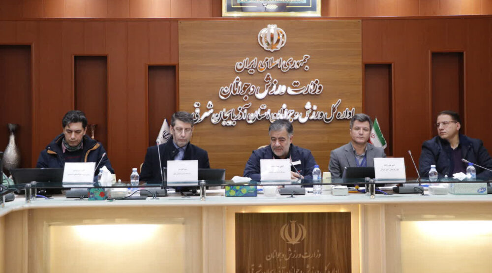 زمان تحول در نگاه به جوانان فرا رسیده است