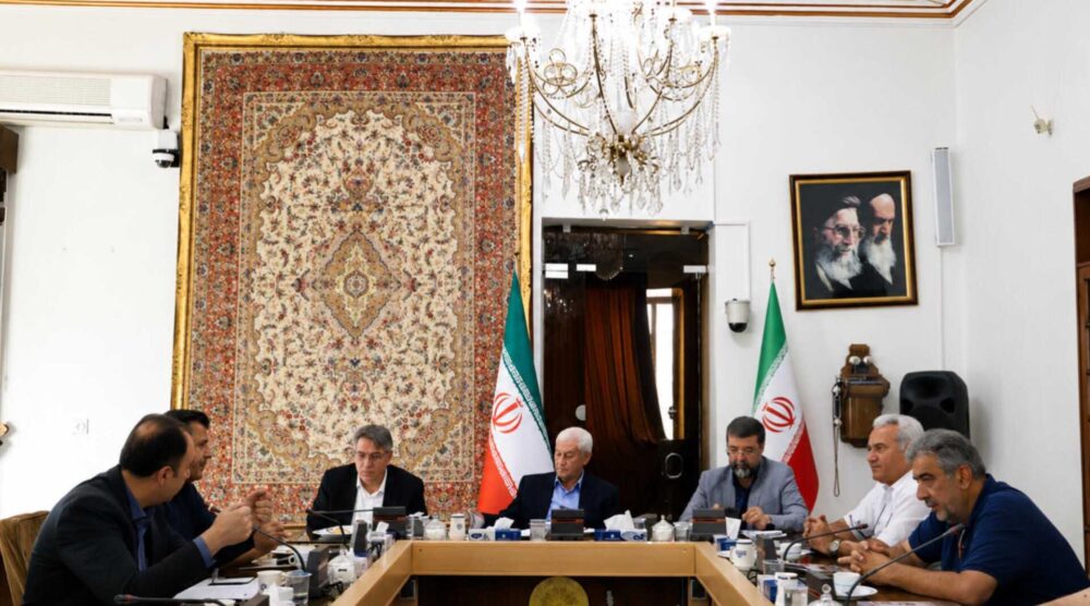 نشست مشترک اعضای کمیسیون گمرک، حملونقل و لجستیک اتاق تبریز با انجمنهای حملونقل بینالمللی شمالغرب